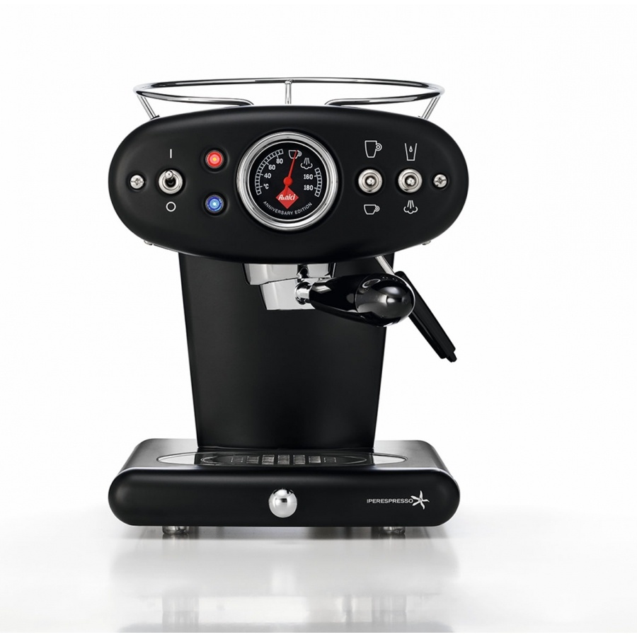 x1-anniversary-schwarz